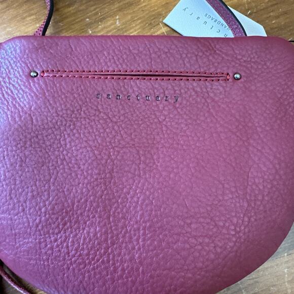 Sanctuary NWT Half Moon Adjustable Crossbody Bag Purse Studded Fringe Chic - Picture 7 of 10